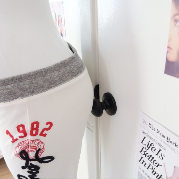 Ardene Gray and White Sweatpants - Picture 2 of 5